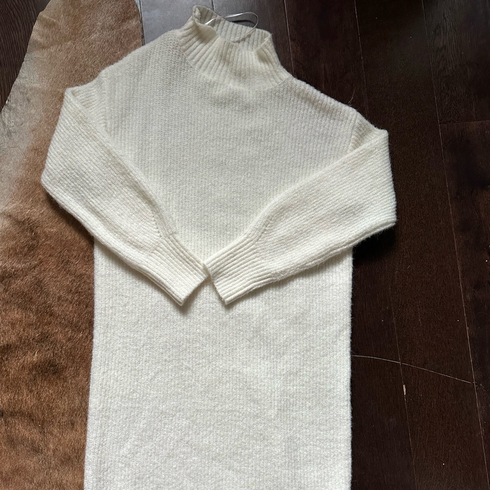 Elegant White Turtleneck Sweater